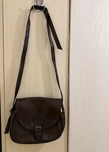 Kahverengi Deri Tokalı Kadın Çanta - Görsel 2
