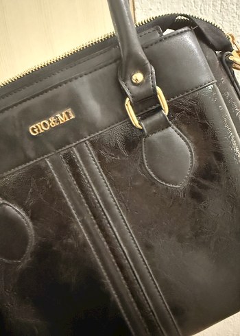 Siyah Parlak Deri Kadın Çanta - Görsel 5