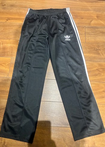 Adidas m