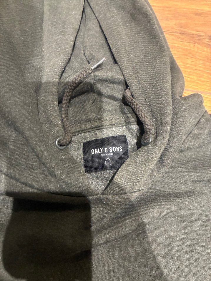 Gri Kapüşonlu Kadın Sweatshirt - Görsel 3