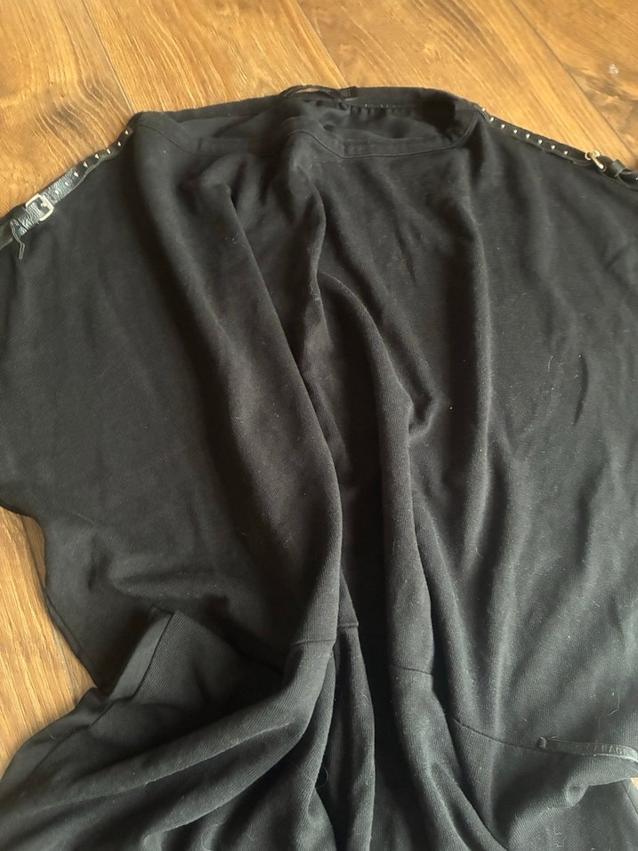 Siyah Rahat Kesim Triko Bluz - Görsel 3