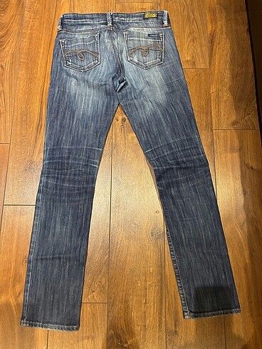 27 Beden mavi Renk MAVİ SUPERIOR JEANS
