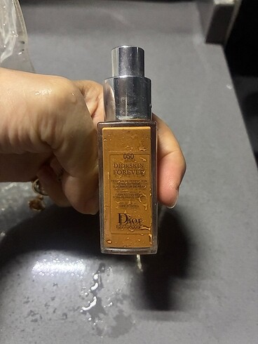 Beden DIOR SKIN FOREVER FONDOTEN