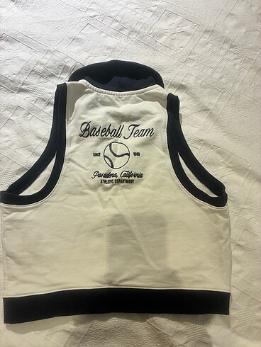 m Beden BERSHKA KOLSUZ CROP