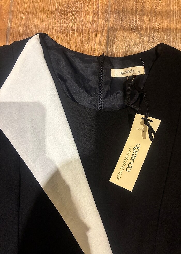 AGENDA SİYAH YAKA DETAYLI ELBİSE - Görsel 3