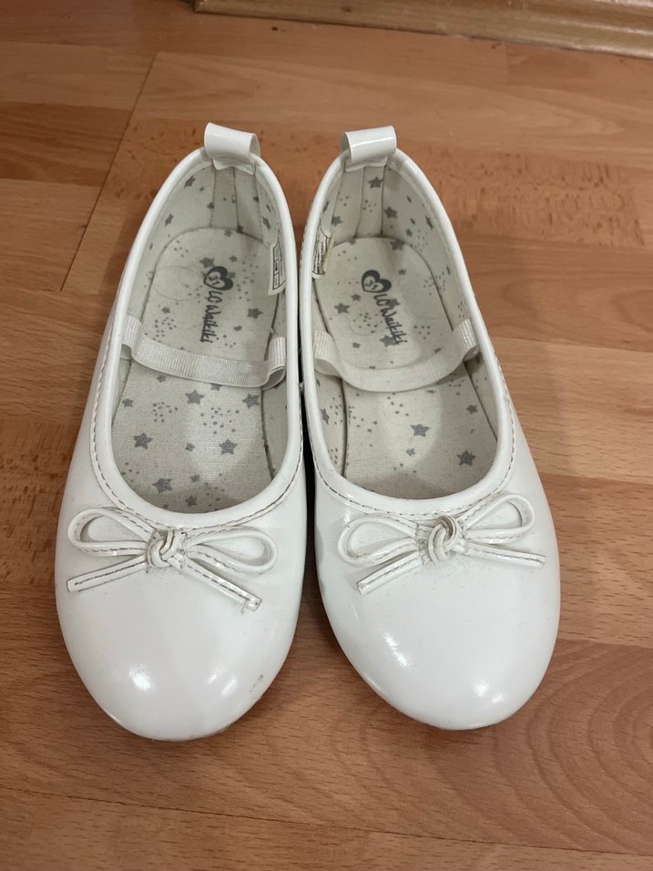 Kızlar için Beyaz Tokalı Babet - Görsel 2