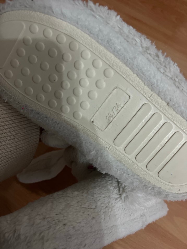 Az kullanıldı , Beyaz Peluş Kız Çocuk Panduf - Görsel 5