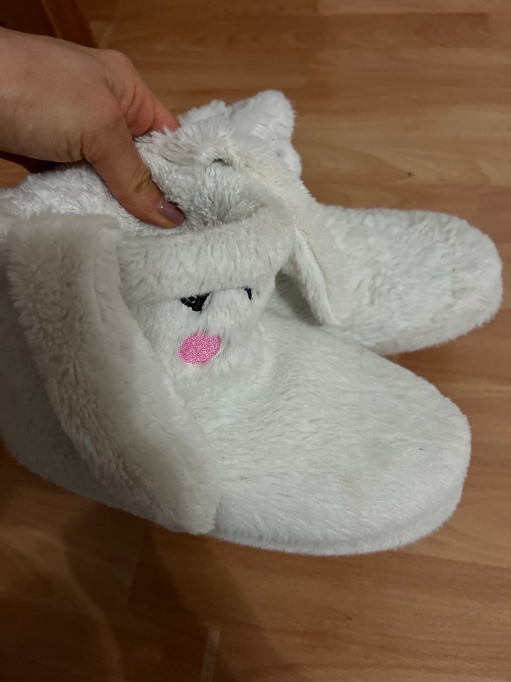 Az kullanıldı , Beyaz Peluş Kız Çocuk Panduf - Görsel 3