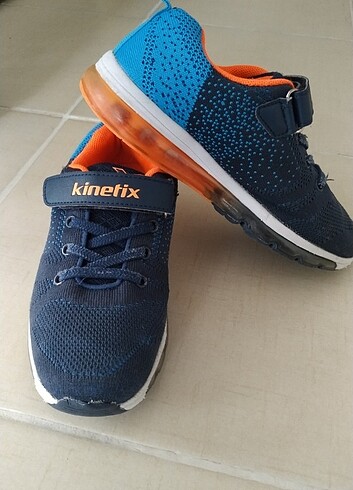 Kinetix Çocuk ayakkabısı 33 numara