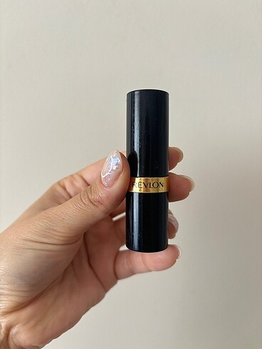 Revlon Revlon metalik ruj