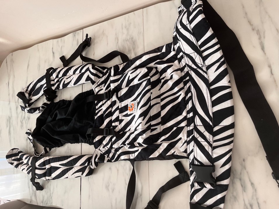 Siyah Zebra Desenli Bebek Taşıyıcı - Görsel 3