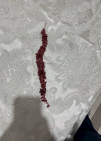 Diğer Bordo Boncuk İşlemeli Örgü Saç Aksesuarı