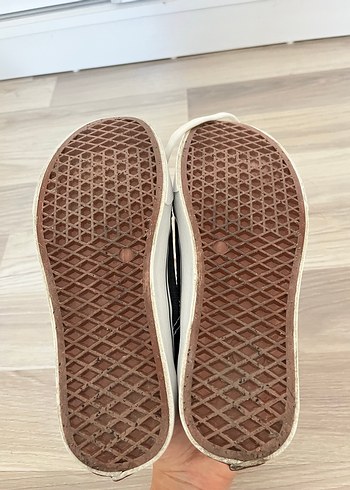 37 Beden beyaz Renk Vans Siyah Beyaz Bağcıklı Spor Ayakkabı
