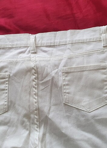 50 Beden Kadin Beyaz pantolon