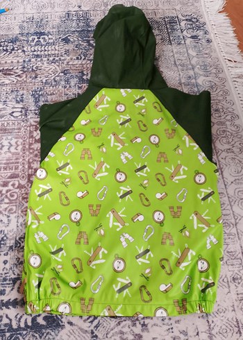 Erkek Çocuk Kapüşonlu Yeşil Yağmurluk - Görsel 6