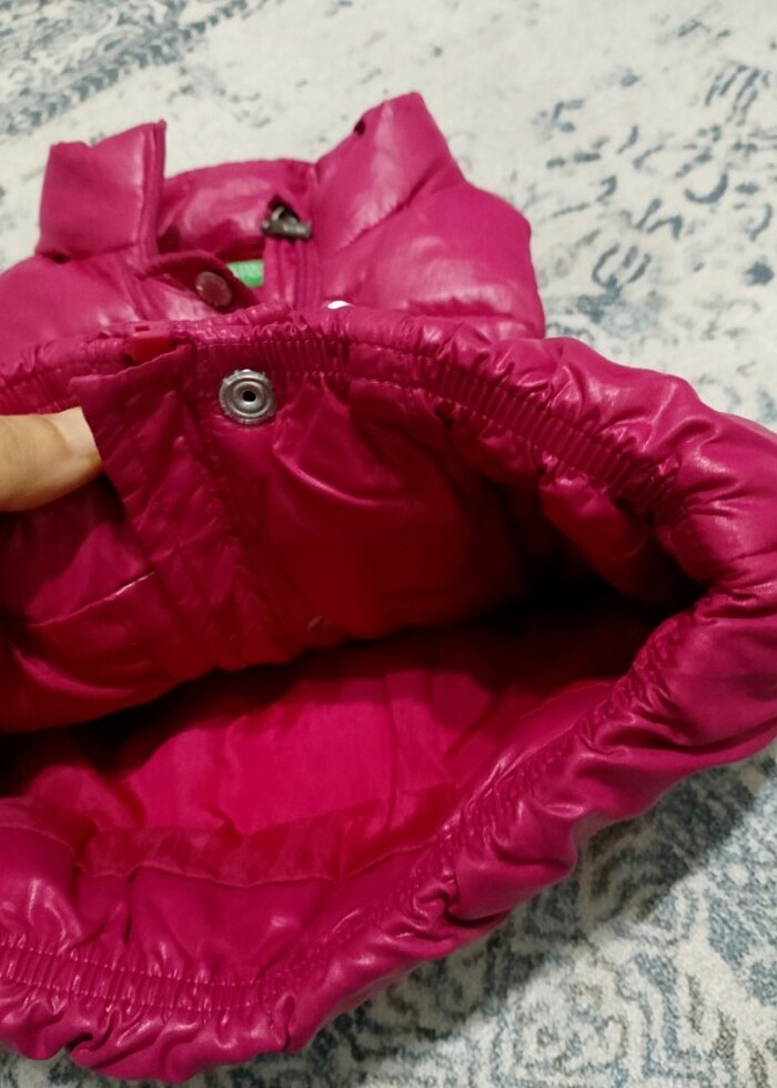 Benetton şişme yelek - Görsel 2