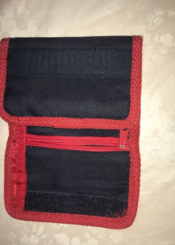 Kırmızı Baskılı Çocuk Cüzdanı Velcro Kapamalı - Görsel 2