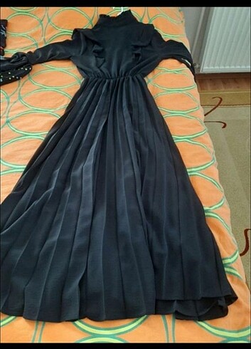 40 Beden Pileli ellbise