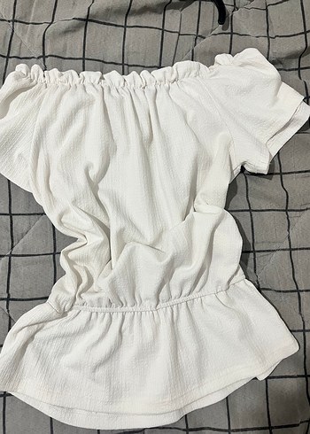 Bershka Kadın Beyaz Keten Fırfırlı Mini Bluz