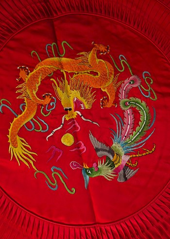 Nakışlı Kırmızı Yuvarlak Yastık Kılıfı - Görsel 11