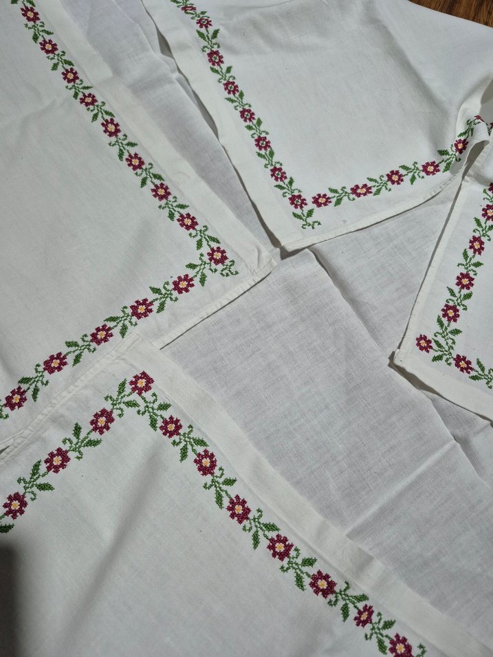 kanavice  Beyaz Masa Örtüsü - Görsel 2