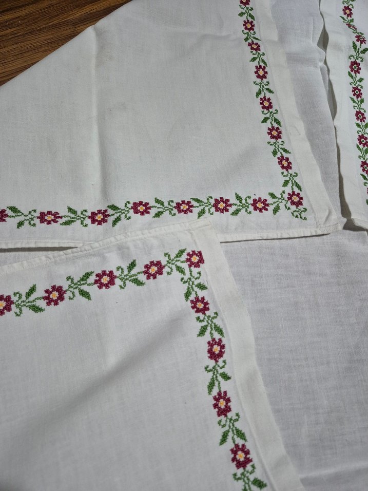 kanavice  Beyaz Masa Örtüsü - Görsel 3