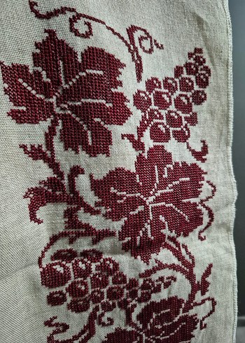 Klasik Üzüm Desenli Nakışlı Keten Kumaş - Görsel 4