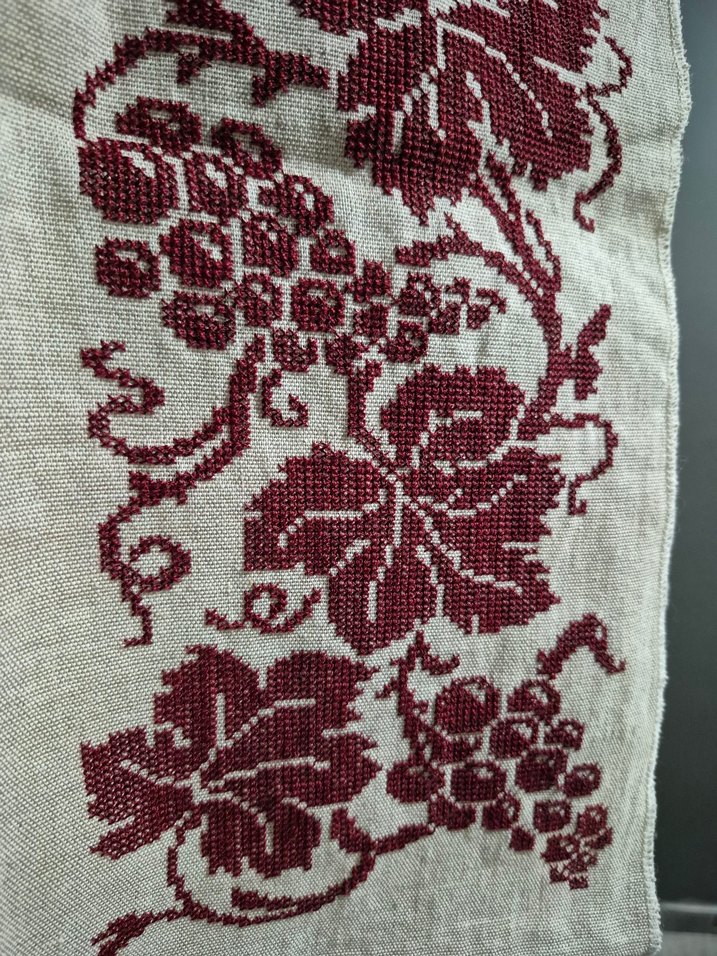 Klasik Üzüm Desenli Nakışlı Keten Kumaş - Görsel 5