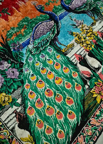 TAVUSKUŞLU İPEK KADİFE DUVAR HALISI - Görsel 5