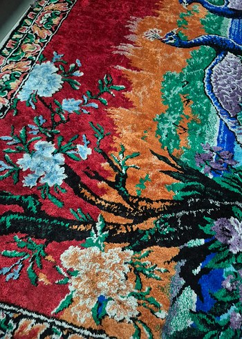 TAVUSKUŞLU İPEK KADİFE DUVAR HALISI - Görsel 7