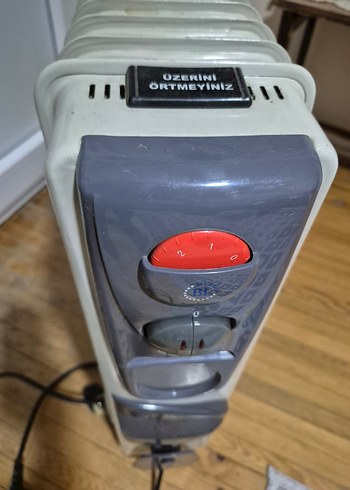 Beyaz ve Gri Elektrikli Radyatör Isıtıcı - Görsel 4