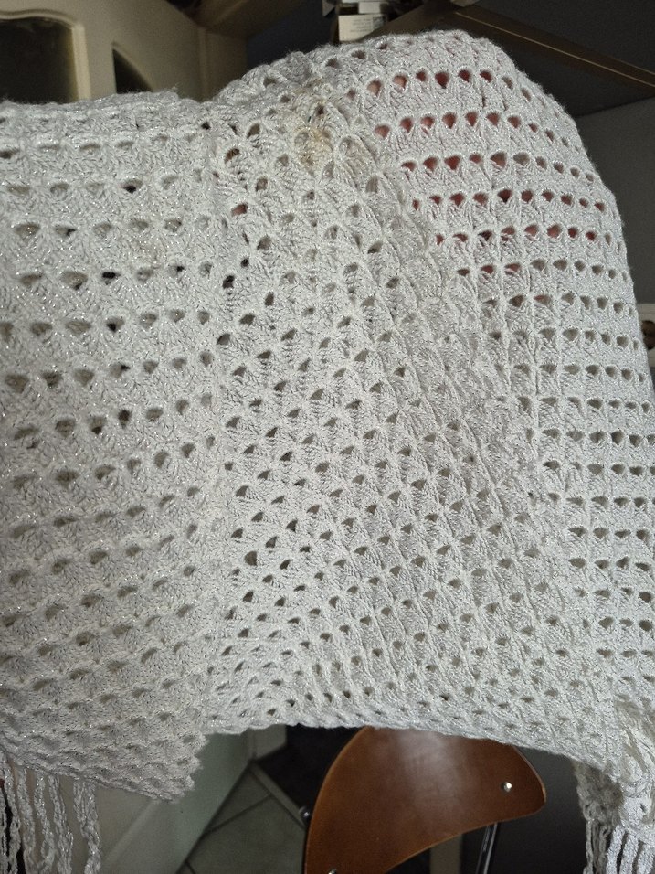 Beyaz Örgü Kadın Şal Püsküllü - Görsel 2