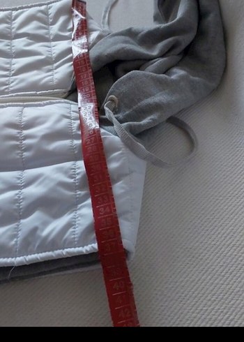 Kapüşonlu Fermuarlı Kadın Beyaz Yelek - Görsel 10