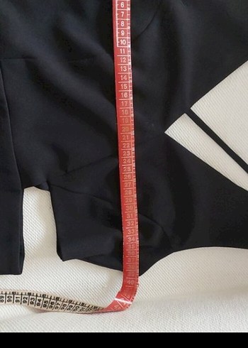 Siyah V Yaka Midi Elbise - Görsel 9