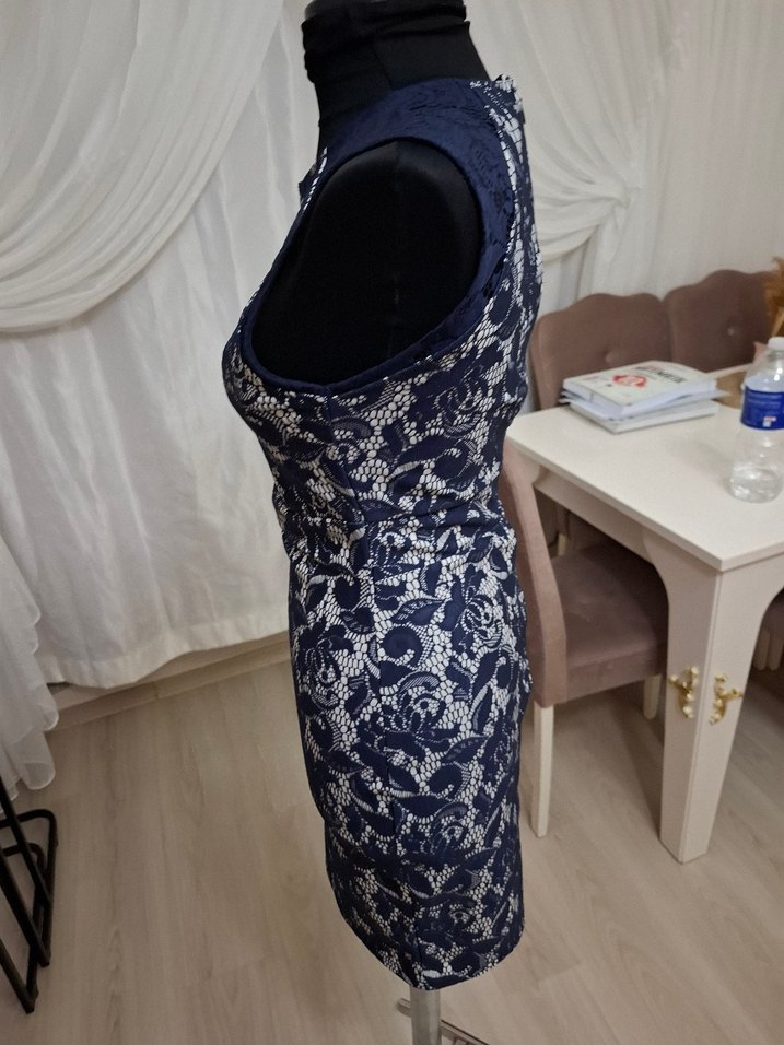 Lacivert Nakışlı Dantel Detaylı Bohem Bluz - Görsel 5