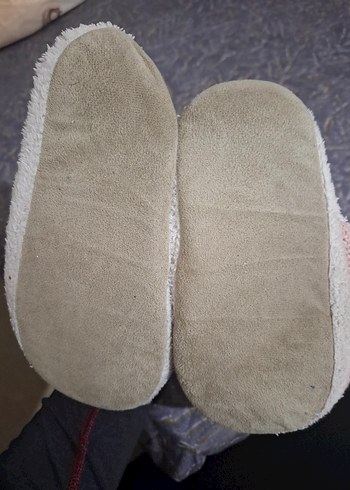 Kız Çocuk Pembe Nakışlı Örgü Terlik - Görsel 3