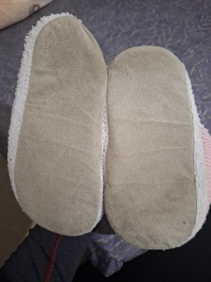 Kız Çocuk Pembe Nakışlı Örgü Terlik - Görsel 3