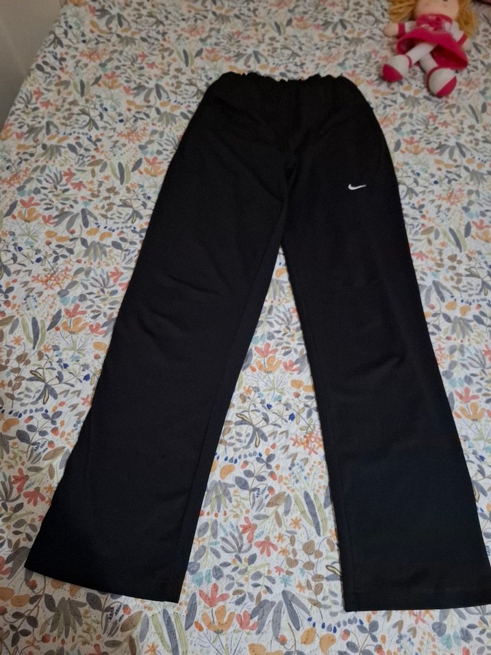 Siyah Rahat Kesim Kadın Eşofman Altı - Görsel 3