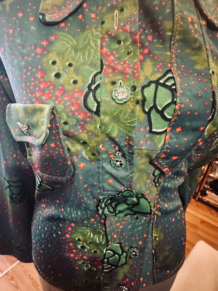 Yeşil desenli vintage 70sler Kadın Gömlek - Düğmeli, Uzun Kollu - Görsel 4