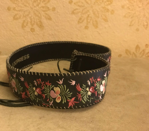 Vintage made in İtaly gerçek deri içindede yazar çiçek işlemeli 