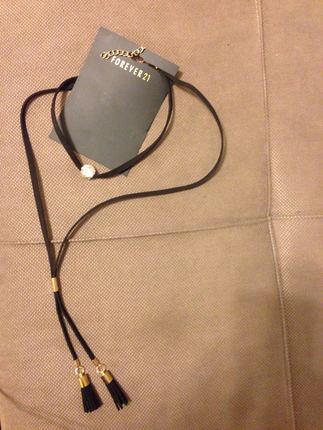 Forever 21 Forever21 uzun siyah süet choker&kolye; uçları püsküllü