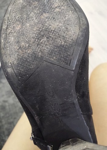 Siyah Süet Tokalı Topuklu Kadın Bot - Görsel 4