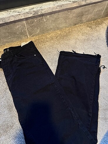 stradivarius yırtmaçlı flare jean