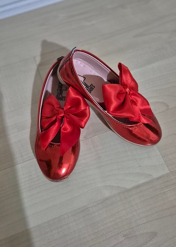 Kız Çocuk Parlak Kırmızı Fiyonk Detaylı Babet - Görsel 2