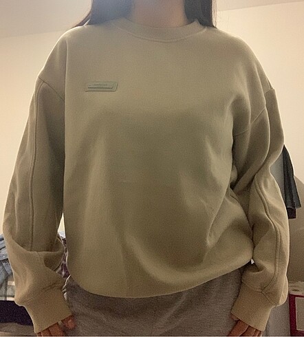 H&M oversize sweatshirt