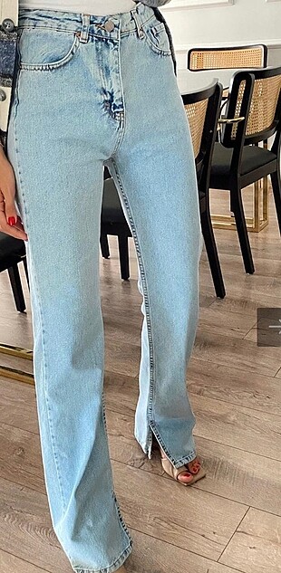 Yırtmaçlı straight jean