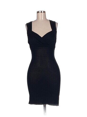 H&M Mini Elbise %70 İndirimli.