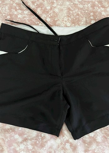 s Beden Nike Siyah Mini Spor Şort Fermuarlı Cep