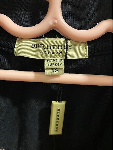 xs Beden Burberry asklı