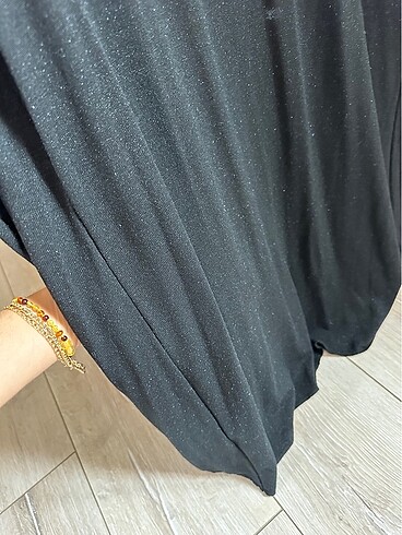 m Beden siyah Renk Batik sıfır etiketli simli hırka